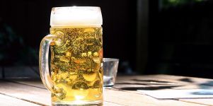 Bier Glas Bildschirm Hintergrund