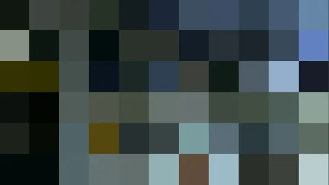 Abstraktes Mosaik aus quadratischen Blöcken in dunklem Blau, Grau und Olivgrün, am Rand heller werdend.