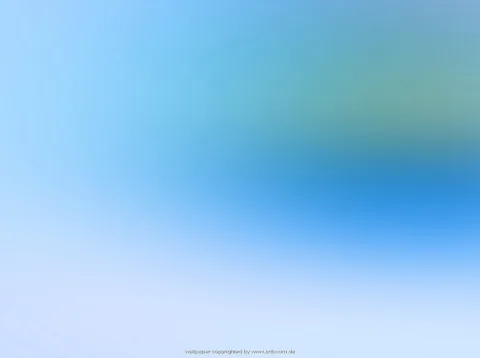 Unscharfer Farbverlauf von Hellblau über kräftiges Blau bis zu einem grünlichen Schimmer oben rechts, unten verblasst er zu einem hellen Weiß.