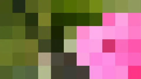 Abstraktes Mosaik aus quadratischen Pixelblöcken in Grün-, Oliv- und Pinktönen, rechts unten ein kräftiges Magenta.