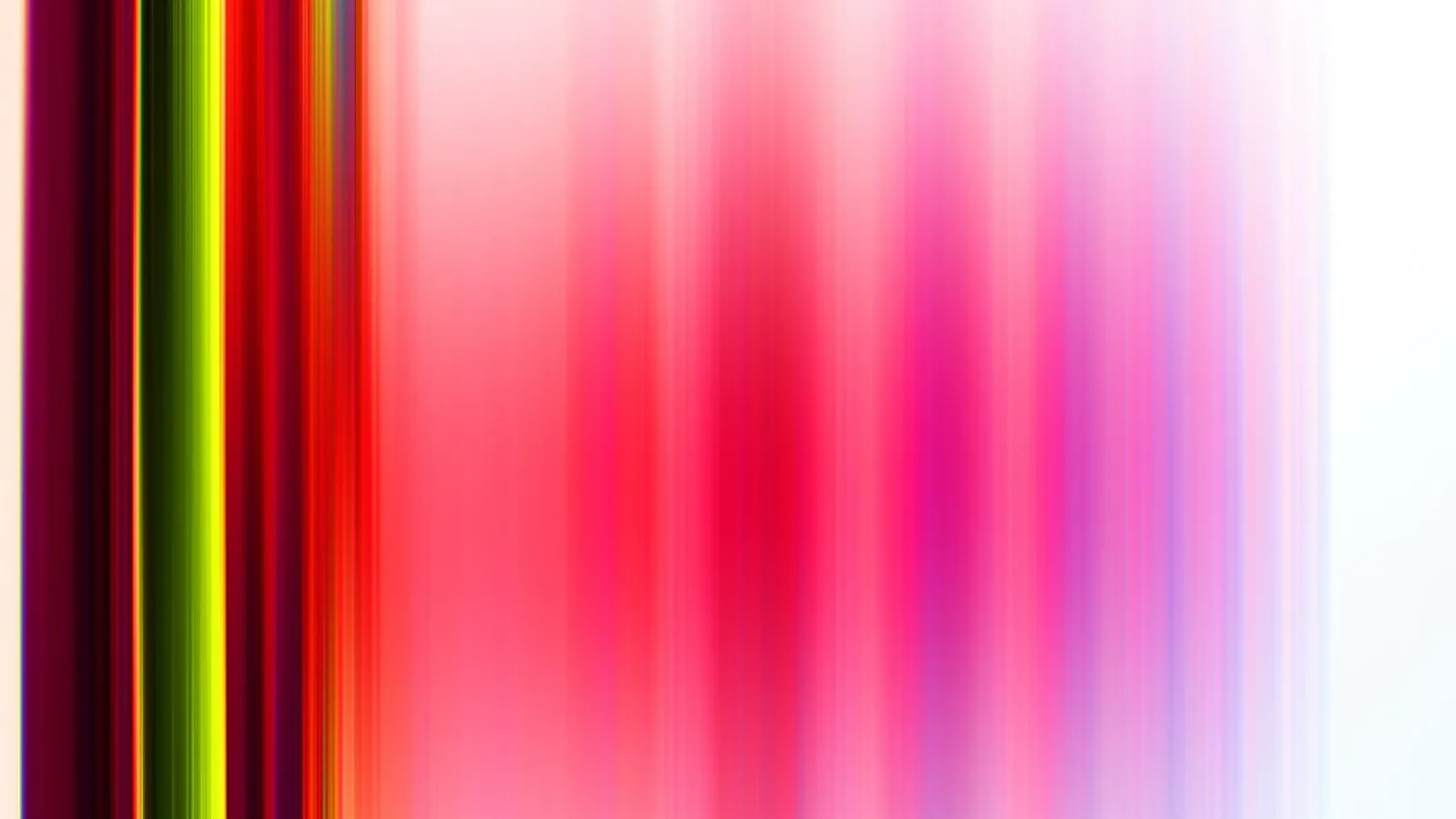 Abstrakte Komposition aus vertikalen Streifen: links dunkle Bordeauxtöne und ein grün-gelber Streifen, in der Mitte und rechts Verläufe von Rot über Pink bis zu Lila und Weiß.