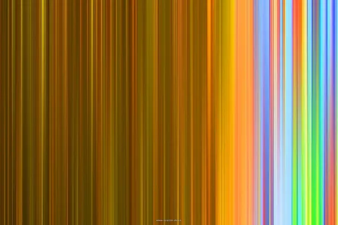 Vertikale Streifen in Gold, Orange, Hellblau und Grün laufen von links dunkel nach rechts farbig und hell.
