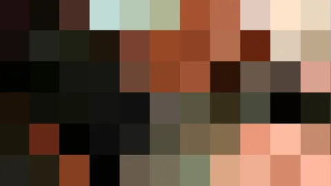 Abstrakte Komposition aus quadratischen Farbfeldern in Braun, Schwarz, Beige und Ocker, oben hell türkis, unten warm rosa.