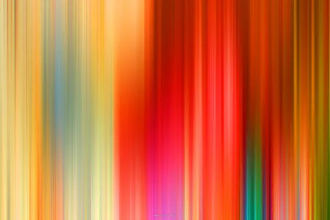 Vertikal verlaufende, verschwommene Streifen in Orange, Rot, Gelb, Blau und Grün, die wie Lichtspuren nebeneinanderstehen.