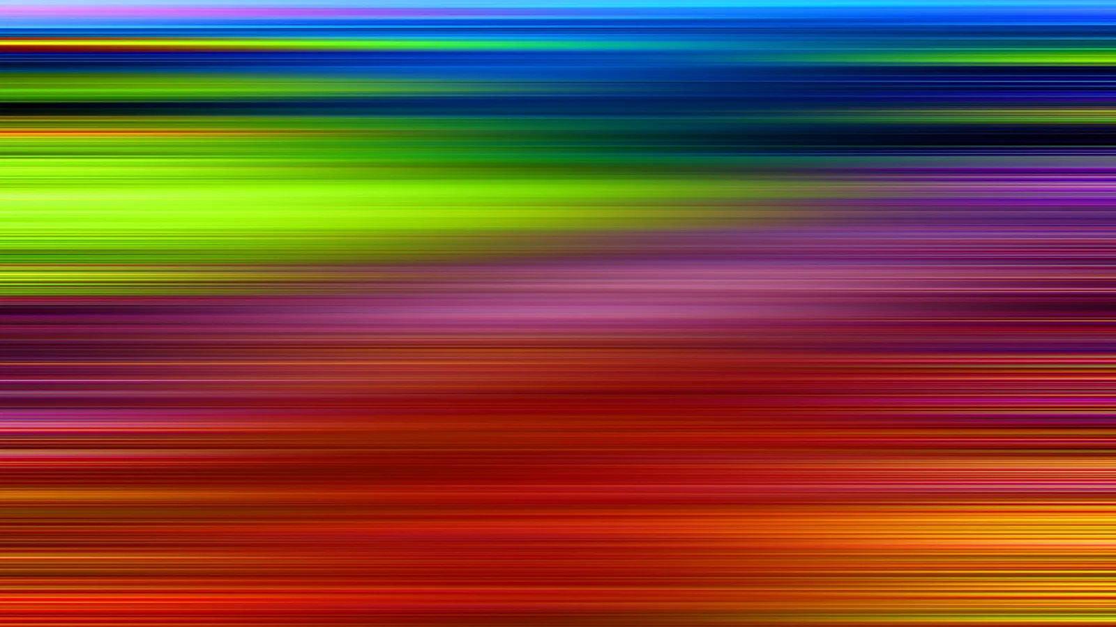Abstrakte Komposition aus horizontal verwischten Streifen in Blau, Grün, Gelb, Violett, Rot und Orange