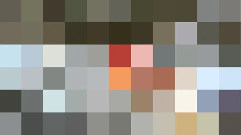 Pixeliges Raster aus grauen, beigen, blauen und roten Farbfeldern in sechs Reihen.