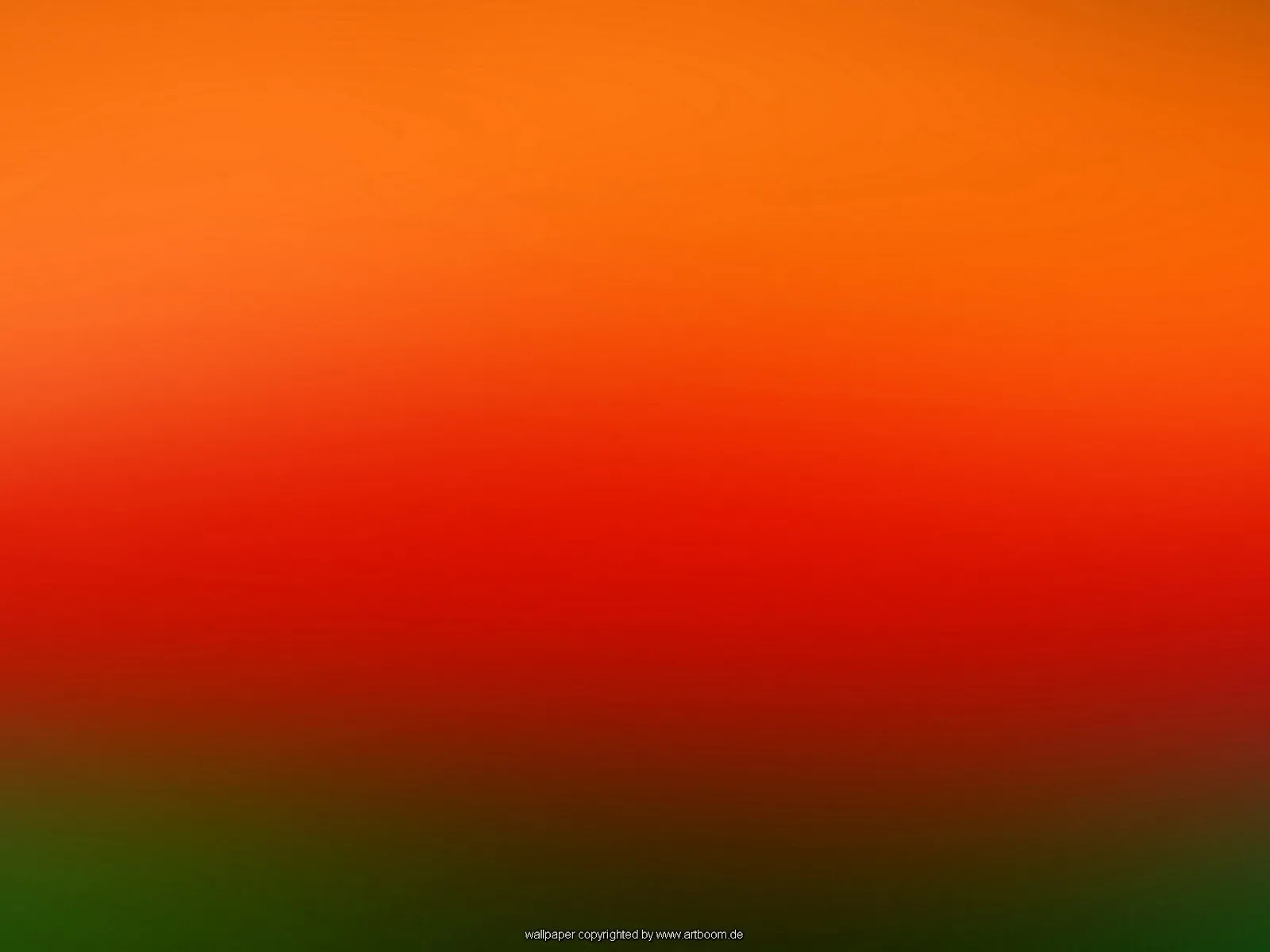 Weicher Farbverlauf von Orange oben über Rot in der Mitte bis zu dunklem Grün unten, unscharf und ohne erkennbares Motiv.