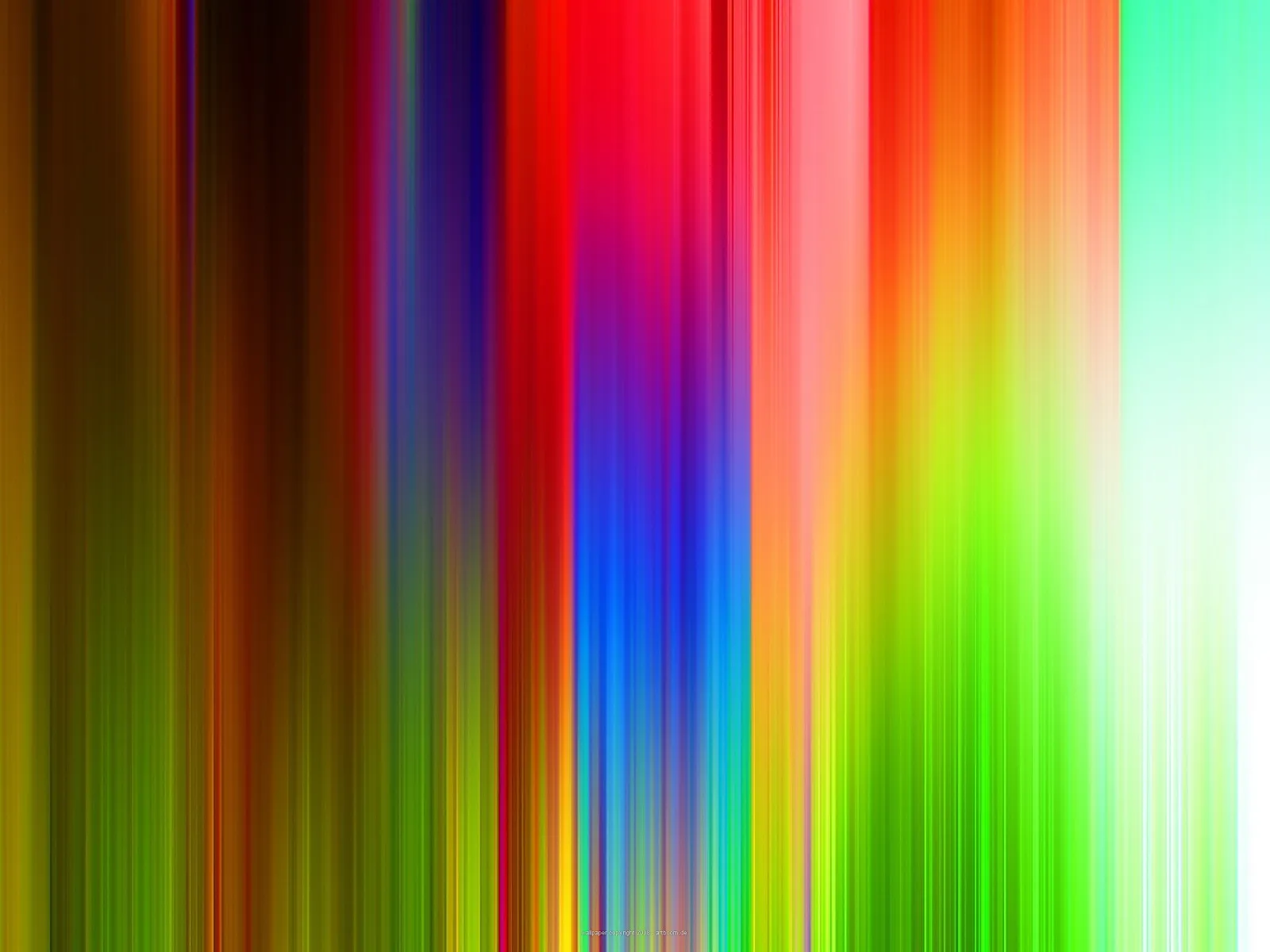 Abstraktes Bild aus vertikalen, verwischten Farbstreifen in Rot, Blau, Grün, Gelb, Orange und Weiß, die von oben nach unten laufen.