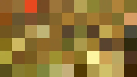 Abstraktes Raster aus quadratischen Feldern in Ocker, Braun, Olivgrün und Gelb, dazu ein einzelnes leuchtend oranges Feld oben links.