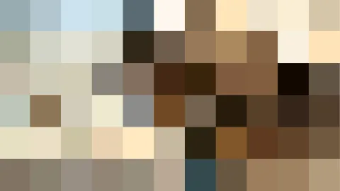 Mosaik aus rechteckigen Blöcken in Beige, Braun, Grau und Blaugrau, dazwischen dunkle Brauntöne und einzelne helle Felder.
