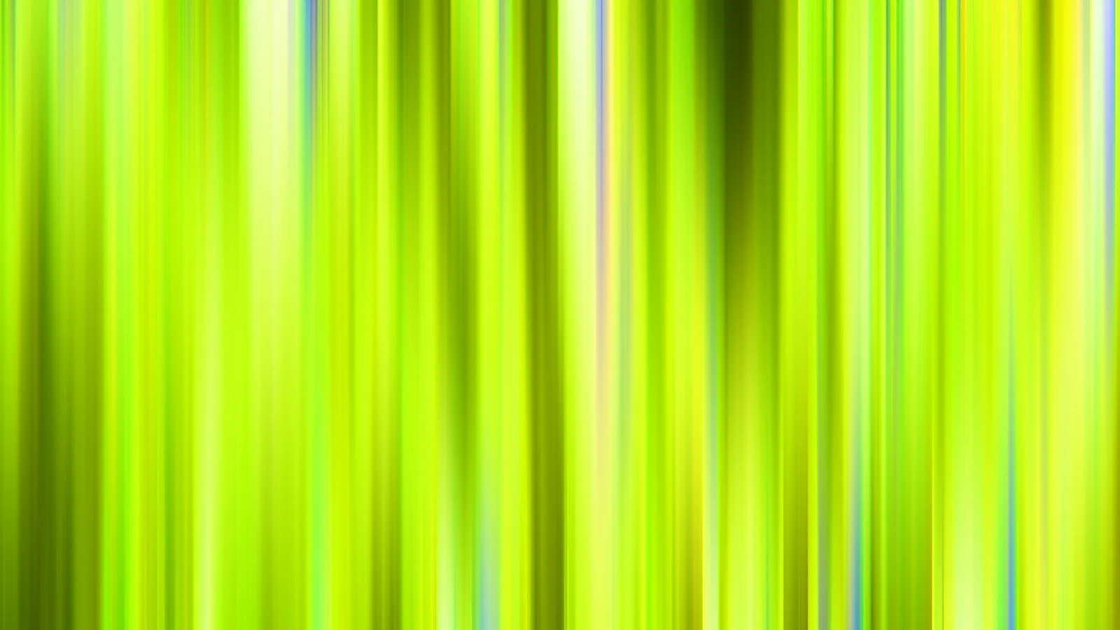 Abstrakte Komposition aus vertikalen, verwischten Streifen in Grün- und Gelbtönen, dazwischen vereinzelt bläuliche Lichtakzente.
