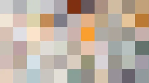 Raster aus farbigen Quadraten in Grau, Beige, Braun, Orange und Blaugrau, ohne erkennbares Motiv