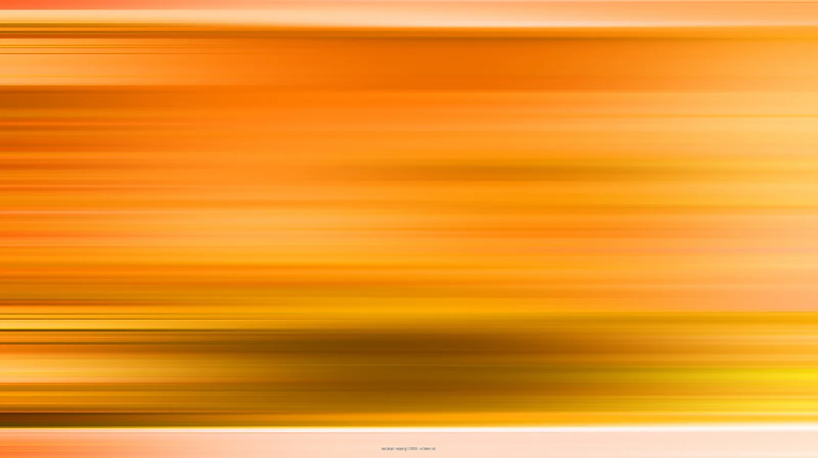 Abstrakte horizontale Streifen in Orange, Gelb und Gold, die unscharf ineinander verlaufen, mit dunkleren Bändern im unteren Drittel.