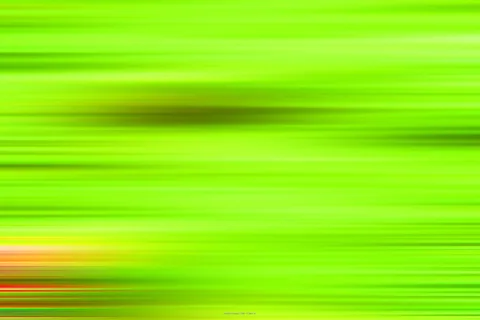 Horizontale grüne Streifen mit dunklen Schlieren, unten links ein rot-oranges Leuchten.