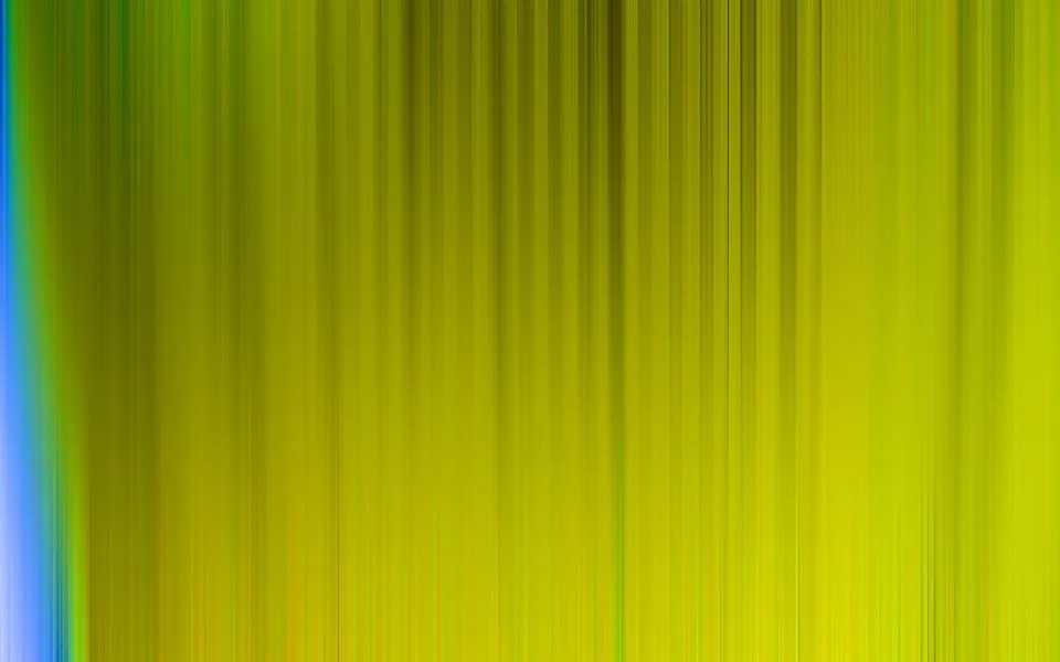Abstraktes Bild aus vertikalen gelbgrünen Streifen, am linken Rand verläuft ein blauer Farbstreifen.