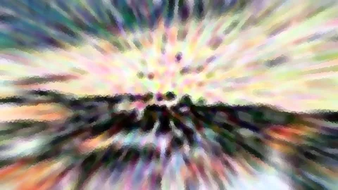 Abstrakte Komposition mit pastellfarbenen Strahlen, die von einem hellen Zentrum nach außen laufen, darunter eine dunkle Baumreihe am Horizont.