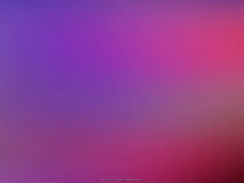 Weich verlaufender Farbverlauf von Violett links oben über Magenta bis zu dunklem Rot rechts unten, ohne erkennbare Formen.