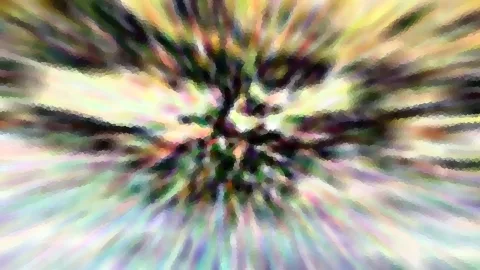 Abstrakte Komposition aus bunten, radial vom Zentrum ausstrahlenden Streifen in Grün, Gelb, Violett und Schwarz, die in der Mitte zu einem dichten Knoten zusammenlaufen und mosaikartig gepixelt wirken.