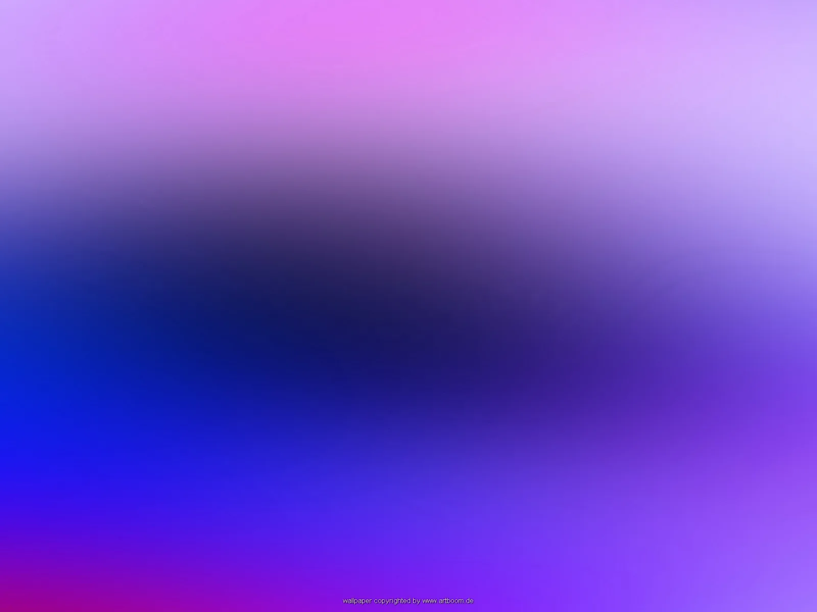 Unscharfer Farbverlauf mit Rosa oben, dunklem Blau und Violett in der Mitte und einem Magentaton unten links.