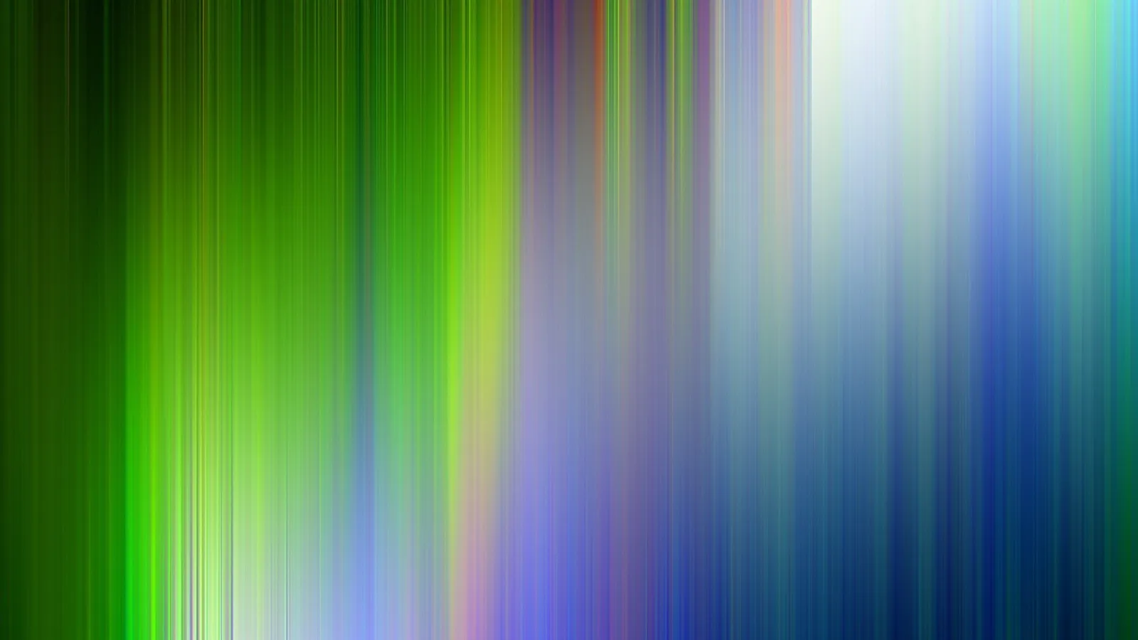 Abstrakte Komposition aus vertikalen, verwischten Streifen in Grün, Gelb, Violett und Blau, die von links dunkel nach rechts hell verlaufen.