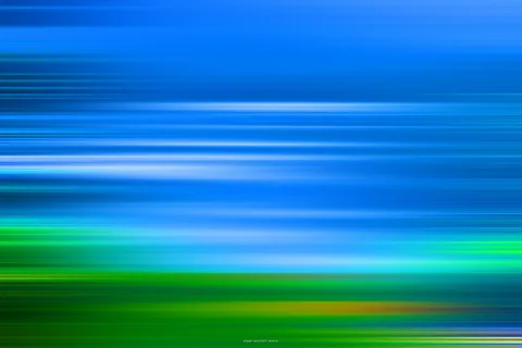 Abstrakte Komposition aus horizontalen, verwischten Streifen in Blau, Türkis und Grün, unten ein gelbgrüner Verlauf.