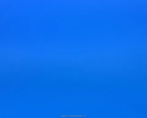 Gleichmäßige blaue Farbfläche mit sanftem Helligkeitsverlauf, ohne erkennbares Motiv.