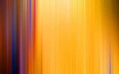 Abstrakte Komposition aus vertikalen, weich verwischten Farbstreifen: links dunkle Töne mit Blau und Violett, rechts ein warmes Honiggelb bis Orange.