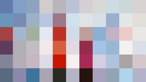 Mosaik aus quadratischen Farbfeldern in Blau, Grau, Rosa, Rot und Dunkelviolett, ohne erkennbare Figuren.