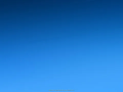 Flächiger Farbverlauf in Blau, oben dunkelblau, unten deutlich heller, ohne erkennbares Motiv. Am unteren Rand steht eine kleine weiße Copyright-Zeile.