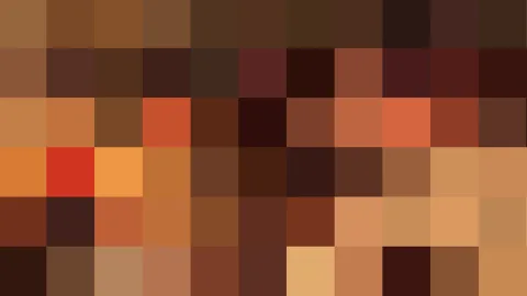 Abstraktes Raster aus quadratischen Pixelfeldern in Braun-, Orange- und Rottönen, dazwischen einzelne helle Ocker- und ein leuchtend roter Block.