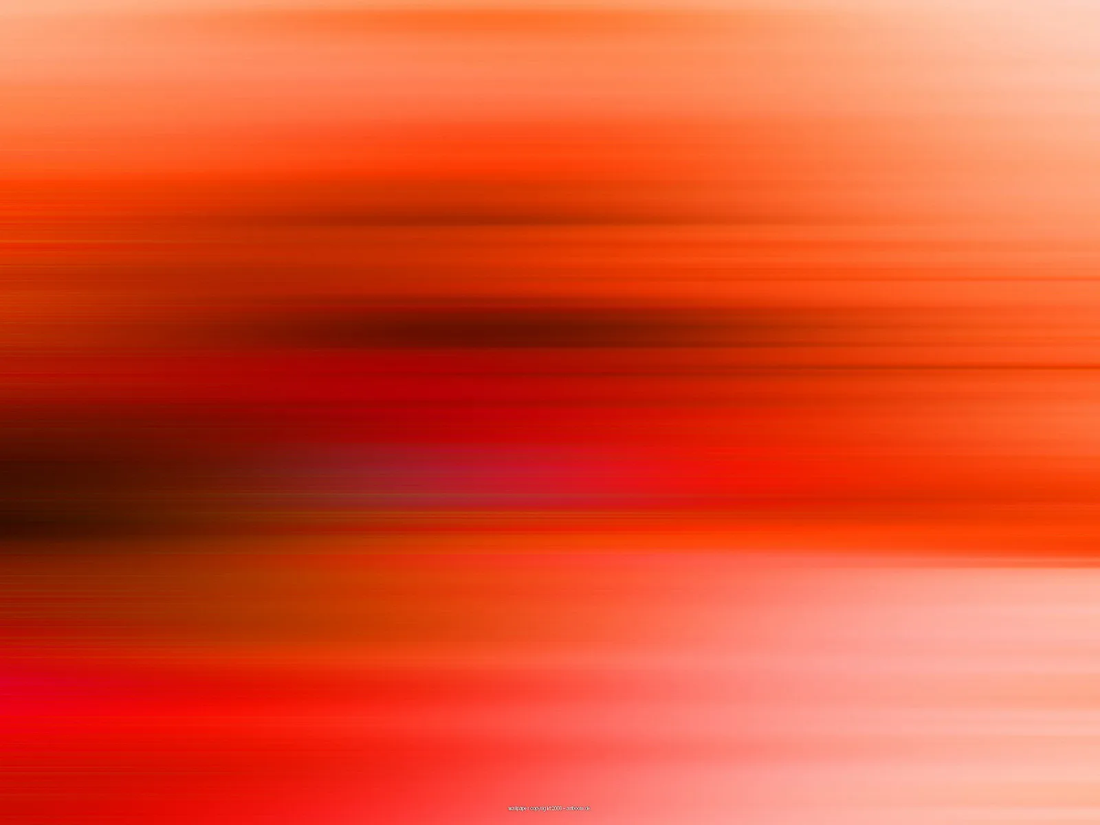 Abstrakte horizontale Streifen in Orange, Rot und Dunkelrot mit weichen Übergängen, rechts unten heller werdend.