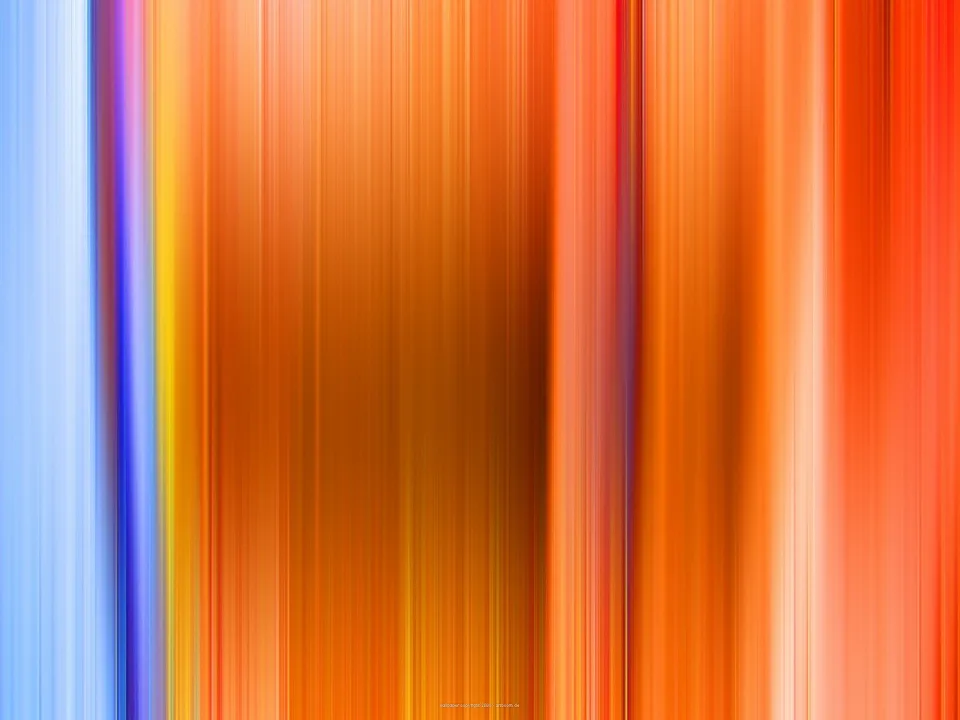 Abstrakte Komposition aus senkrechten, verwischten Streifen in Orange, Gelb, Rot und Blau, die von links nach rechts ineinander übergehen.