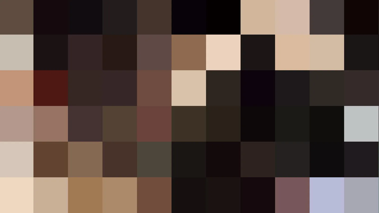 Ein Raster aus unscharfen, quadratischen Farbfeldern in Braun, Beige und Schwarz, das eine abstrakte Fläche bildet.