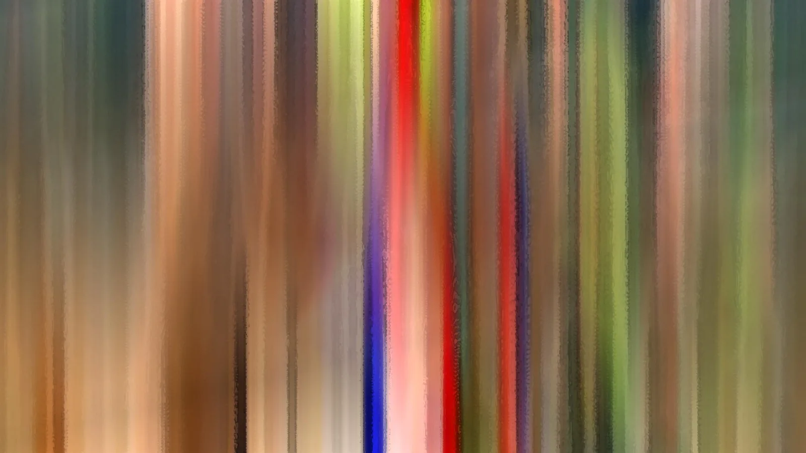Abstrakte Komposition aus senkrechten, verwischten Streifen in Rot, Blau, Grün, Beige und Braun