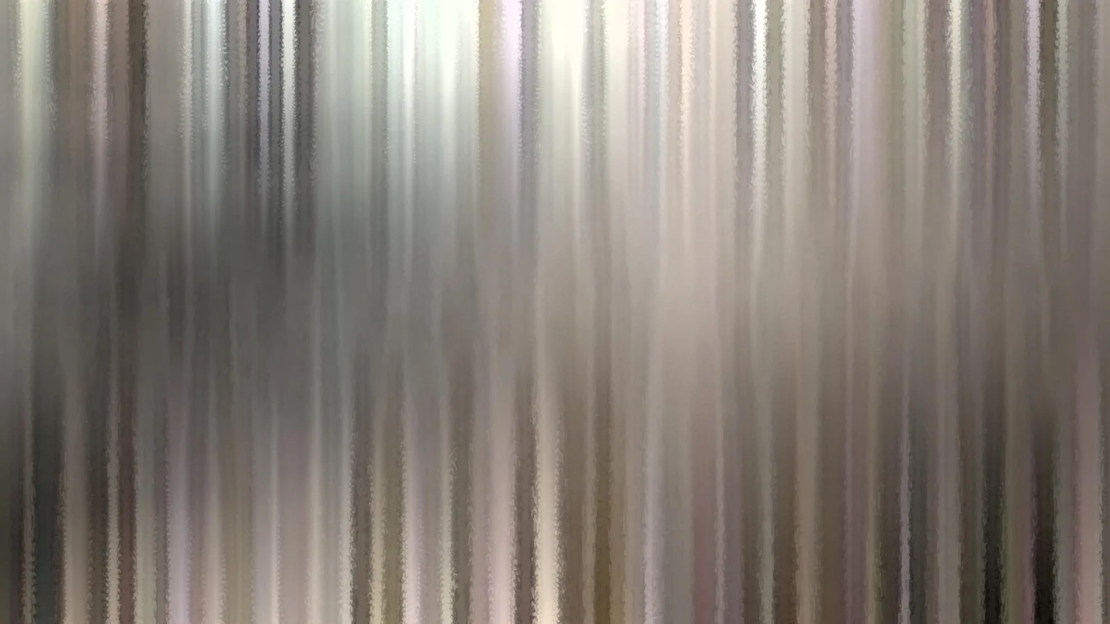Abstrakte senkrechte Schlieren in Grau, Beige und Silber, weich verwischt