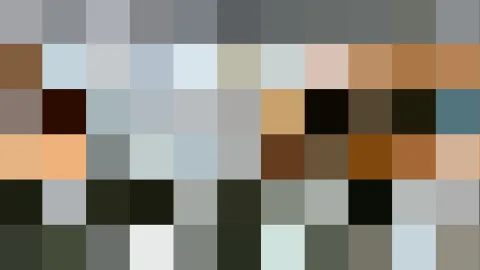 Grob gepixeltes Raster aus grauen, braunen, beigen und blaugrauen Farbfeldern, die zusammen ein verpixeltes Motiv ergeben.