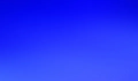 Flächiger Verlauf von tiefem Dunkelblau oben zu hellerem Blau unten, ohne erkennbare Motive.