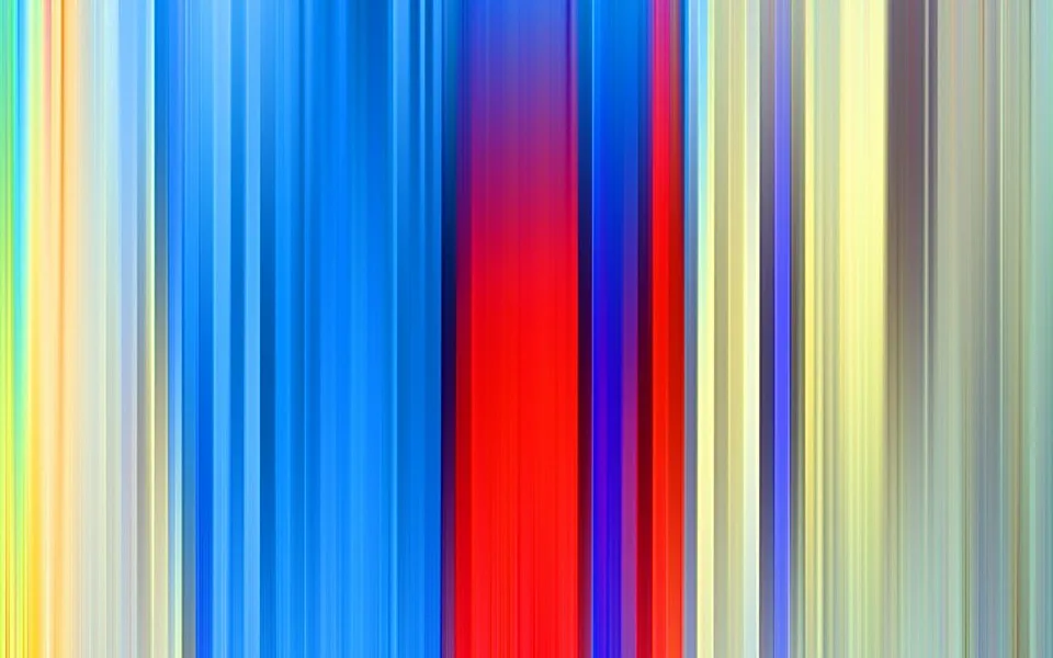 Abstrakte vertikale Streifen in Blau, Rot, Gelb und Grün, unscharf verwischt nebeneinander angeordnet.