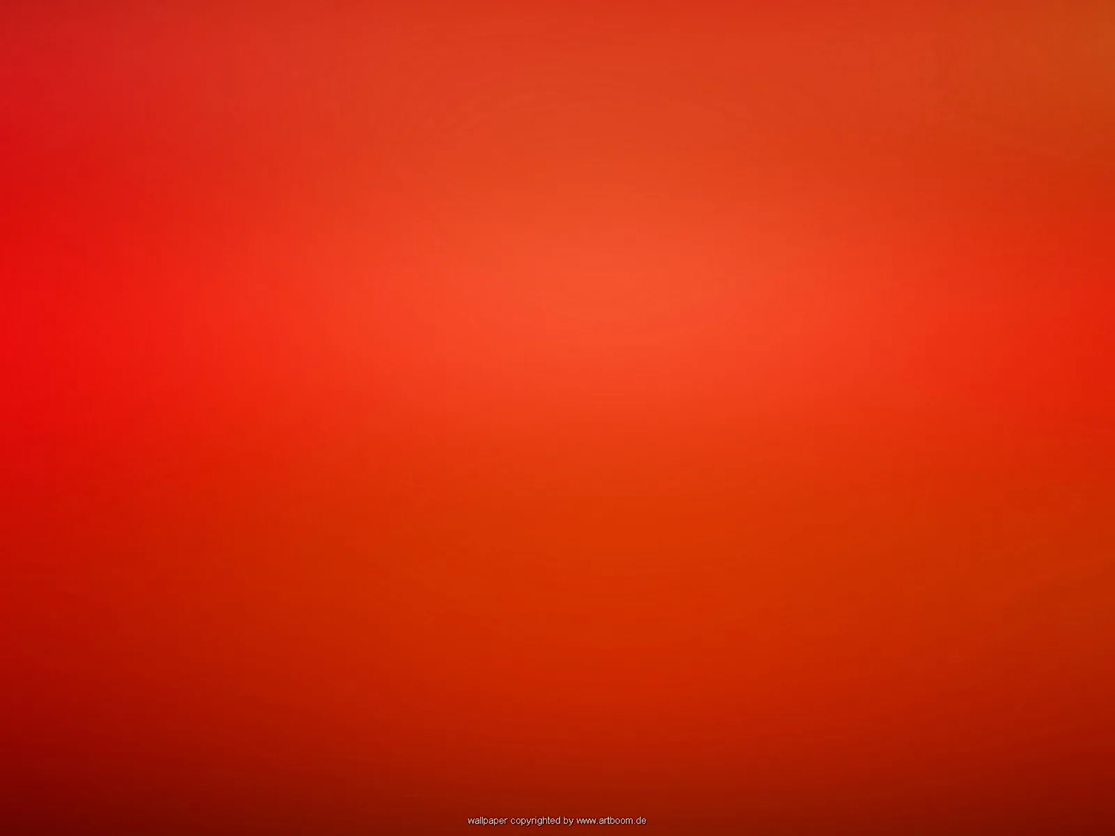 Flächiger Farbverlauf in Rot und Orange, in der Mitte heller, zu den Rändern dunkler werdend, mit einem kleinen Wasserzeichen am unteren Rand.