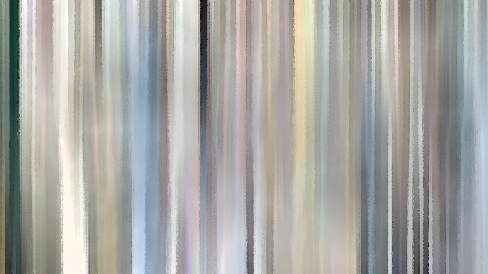 Abstraktes Bild aus senkrechten, unscharfen Streifen in Grau, Weiß, Blau, Beige und Grün mit feiner, malerischer Textur.