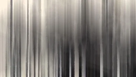 Abstraktes Bild aus vertikalen grauen, weißen und dunklen Schlieren, die nach rechts dichter und dunkler werden.