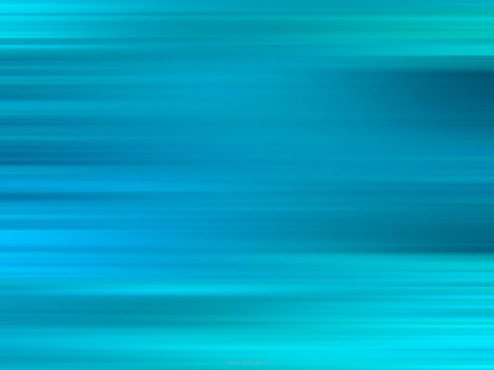 Abstrakter Hintergrund aus waagerechten, verwischten Streifen in Türkis und Blau, dunklere Bereiche rechts und in der Mitte unten.