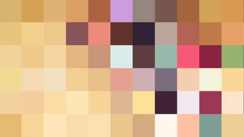 Abstraktes Muster aus einem Raster quadratischer Farbfelder in Ocker, Beige, Rosa, Braun, Violett und Grün, ohne erkennbares Motiv.
