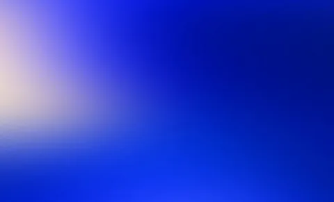 Unscharfer Verlauf in kräftigem Blau, links oben ein heller cremefarbener Lichtfleck, nach rechts dunkler werdend.