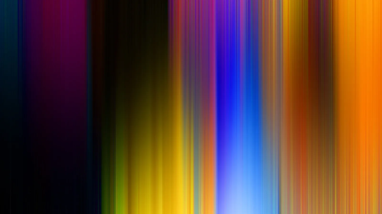 Vertikal verlaufende, verwischte Lichtstreifen in Violett, Blau, Gelb und Orange vor dunklem Hintergrund.