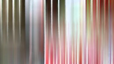 Abstraktes Bild aus vertikalen, unscharfen Streifen in Grau, Braun, Rosa, Rot und Hellgrün, die an Lamellen oder Vorhänge erinnern.