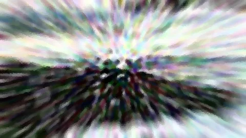 Abstrakte Farbexplosion mit radialen Streifen in Grün, Violett und Weiß, pixelig verfremdet.
