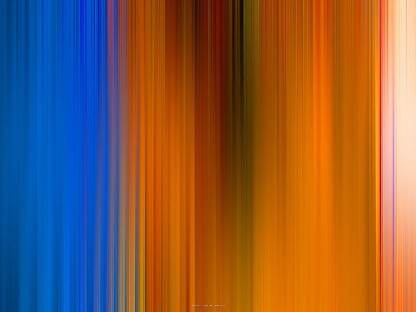 Abstrakte Komposition aus vertikalen, verwischten Streifen: links kräftiges Blau, in der Mitte Orange, Braun und Olivtöne, rechts helles Orange bis Creme.
