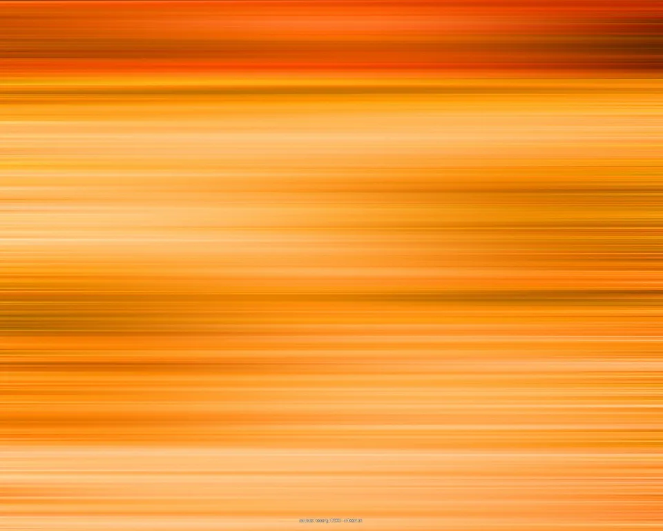 Abstrakte Komposition aus waagerechten, verwischten Streifen in Orange, Gelb und Rot, dunkler am oberen Rand.