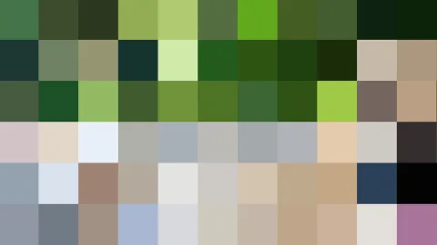 Abstraktes Mosaik aus quadratischen Farbblöcken in Grün, Grau, Beige und Schwarz, unten rechts ein violetter Block.